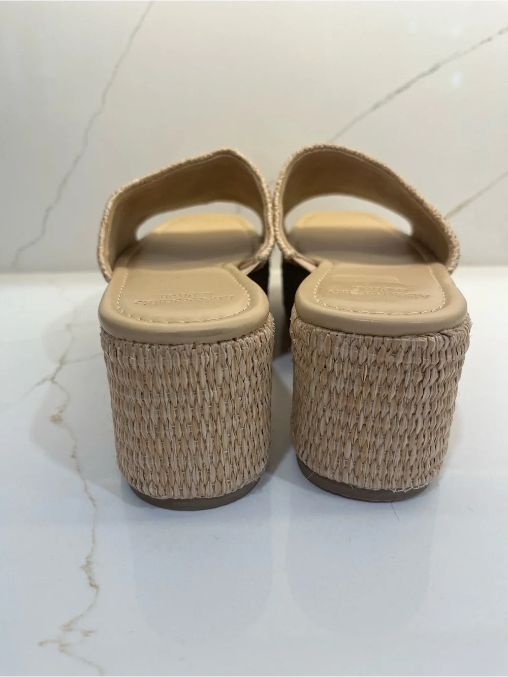 NWT Abercrombie & Fitch Natural Woven Tan Platform Slide Sandals